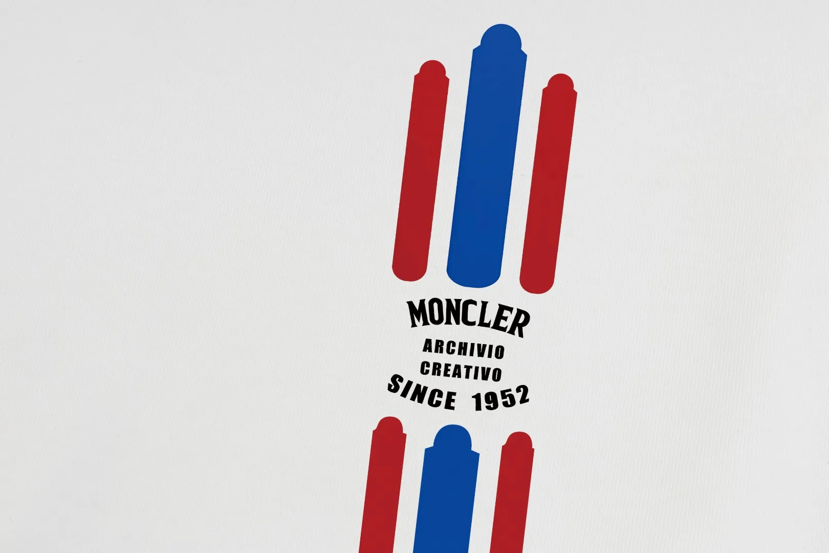 【 Quality】【 MONCLER】【In Stock 】 2024 New Arrival Premium 3D LOGO ， ， Premium ⚠️ ： 460 ， 21S 10S 26/2 1*1 ！ ， ， ， ， ， ！ Same Style ✔️ Same Style： ❗ ✔️【 Same Style， In Stock！】 ➡️Size：S M L XL XXL ➡️ ：Black White ⚠️Size Size